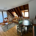 アパート Triplex ビエルハ
