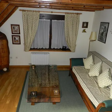 Apartment Triplex